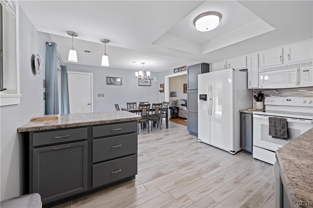 5573 Mohawk Drive Bethlehem, PA 18017 - Photo 9 of 17