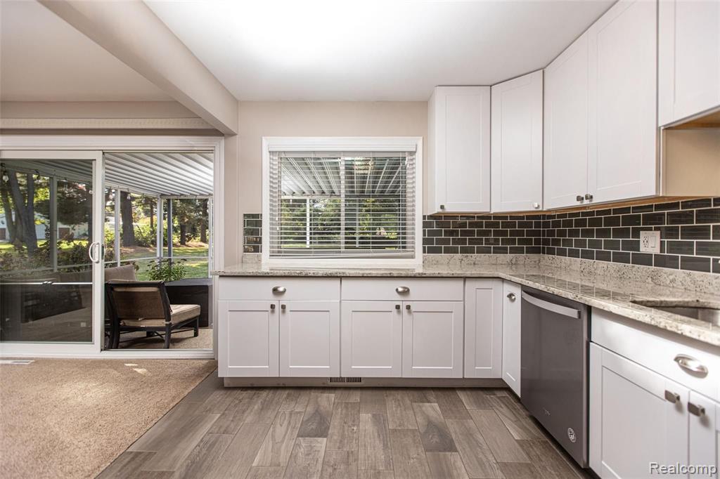 386 Wimpole Drive Rochester Hills, MI 48309 - Photo 9 of 21