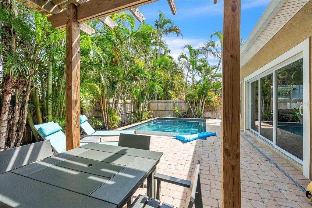 302 67th Street Holmes Beach, FL 34217 - Photo 29 of 38