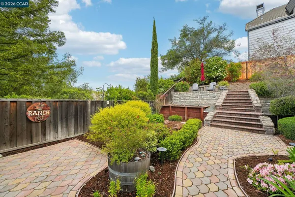 $1,395,000 | 459 Obsidian Way, Clayton, CA 94517