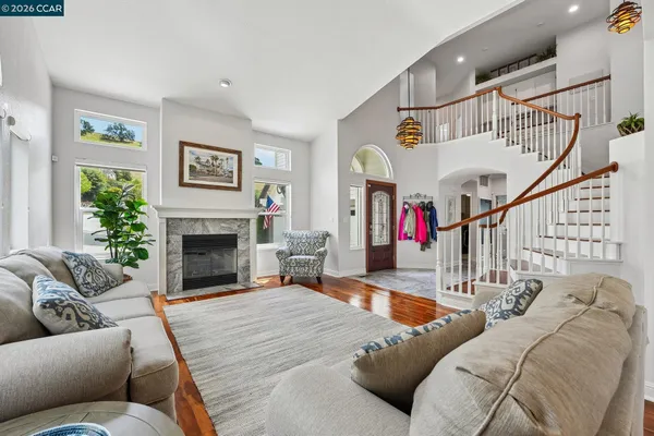 $1,395,000 | 459 Obsidian Way, Clayton, CA 94517