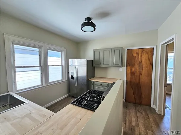 $1,800 | 891 Richmond Avenue, Buffalo, NY 14222