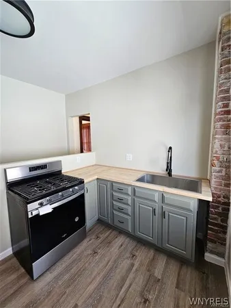 $1,800 | 891 Richmond Avenue, Buffalo, NY 14222