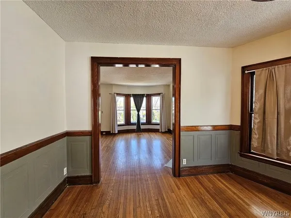 $1,800 | 891 Richmond Avenue, Buffalo, NY 14222