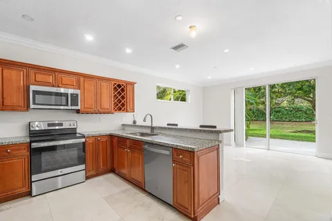 $675,000 | 7803 Northwest 70th Avenue, Parkland, FL 33067