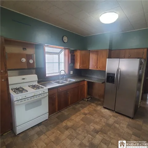 $89,900 | 769 Deer Street, Dunkirk, NY 14048