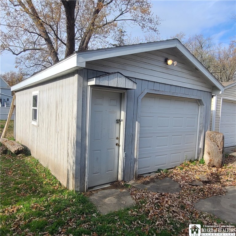 769 Deer Street Dunkirk, NY 14048 - Photo 5 of 25