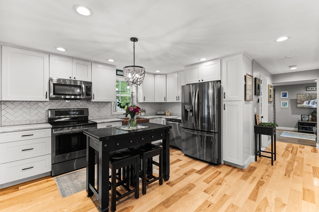 101 Titicut Road Raynham, MA 02767 - Photo 5 of 36 Gallery Image 5
