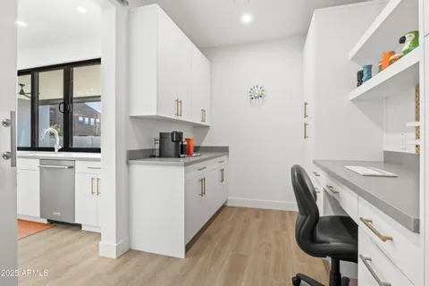 $1,459,500 | 8514 South 9th Drive, Phoenix, AZ 85041