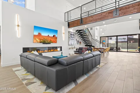 $1,459,500 | 8514 South 9th Drive, Phoenix, AZ 85041