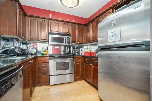 $265,000 | 1201 River Green Drive Northwest, Atlanta, GA 30327