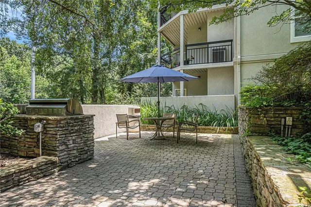 $265,000 | 1201 River Green Drive Northwest, Atlanta, GA 30327