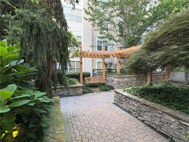 $265,000 | 1201 River Green Drive Northwest, Atlanta, GA 30327