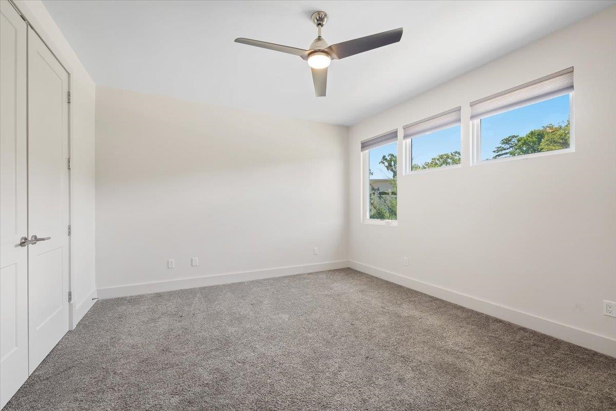 2327 West Lake Hall Road Tallahassee, FL 32309 - Photo 4 of 26