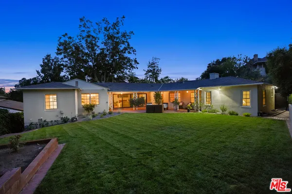 $1,898,000 | 1609 Las Flores Drive, Glendale, CA 91207