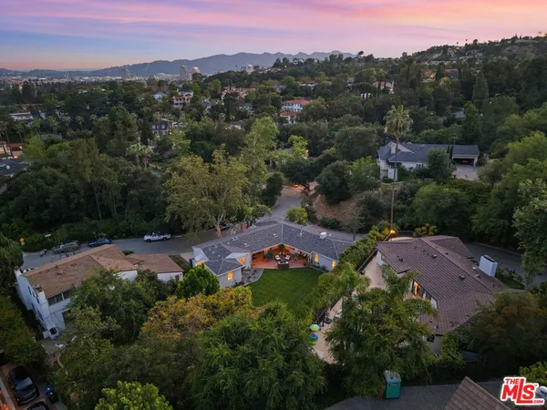 $1,898,000 | 1609 Las Flores Drive, Glendale, CA 91207