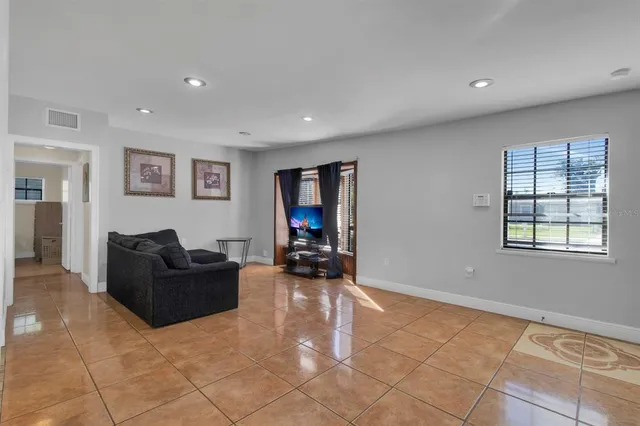 $299,000 | 11531 Cameron Street, Orlando, FL 32817