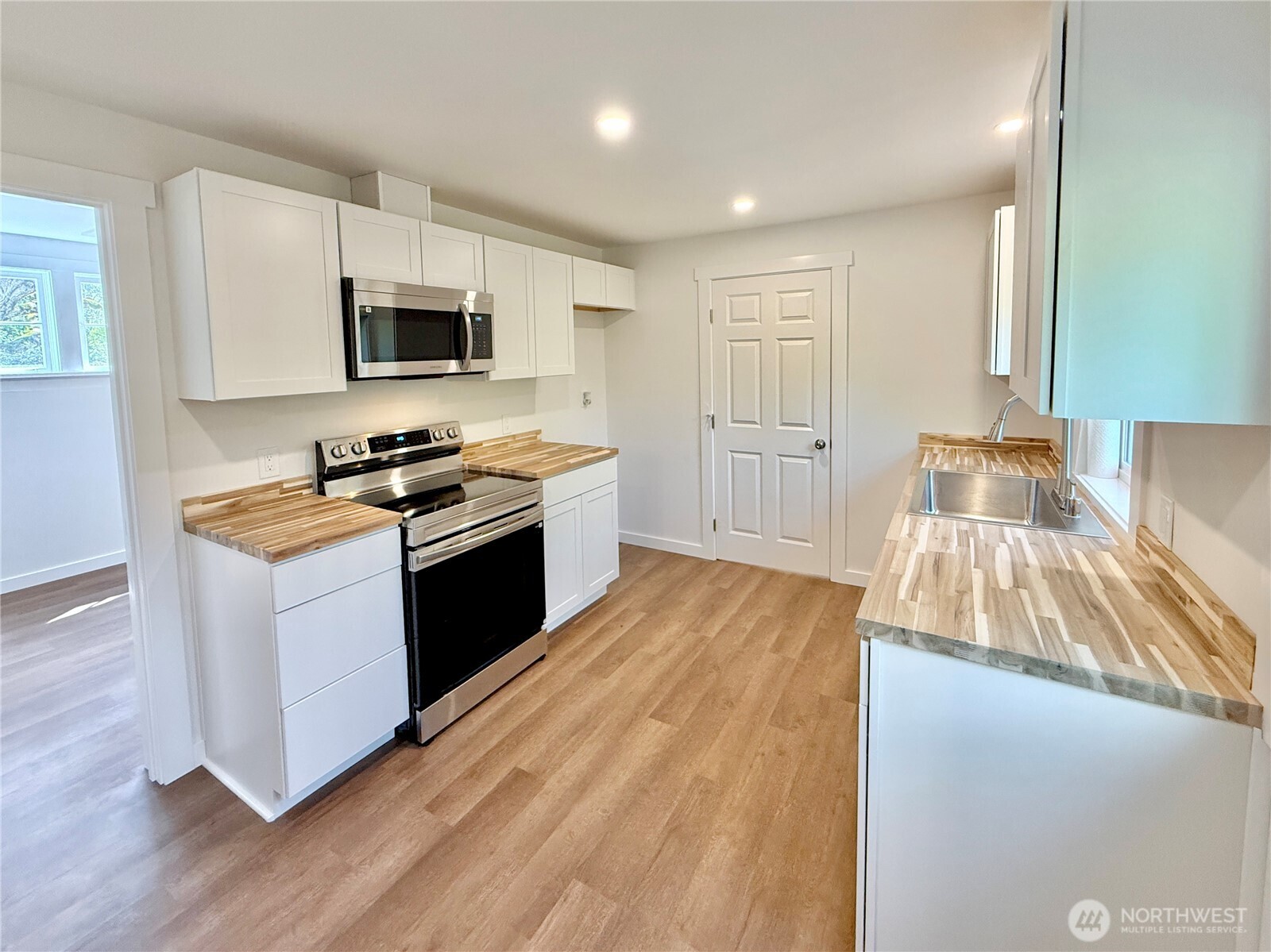 3809 Cabrant Road Everson, WA 98247 - Photo 21 of 40