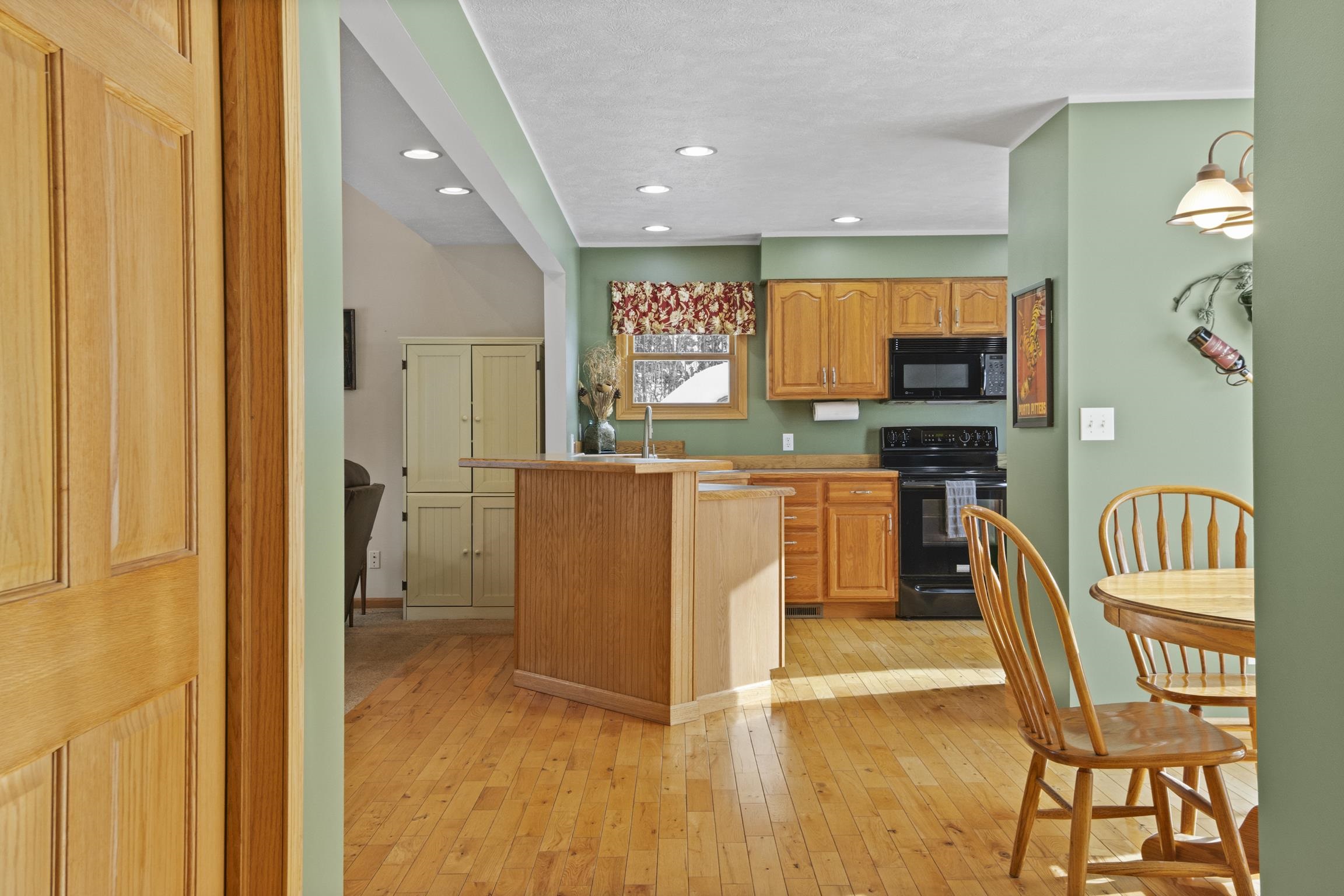 10019 Skiver Road Traverse City, MI 49685 - Photo 17 of 50