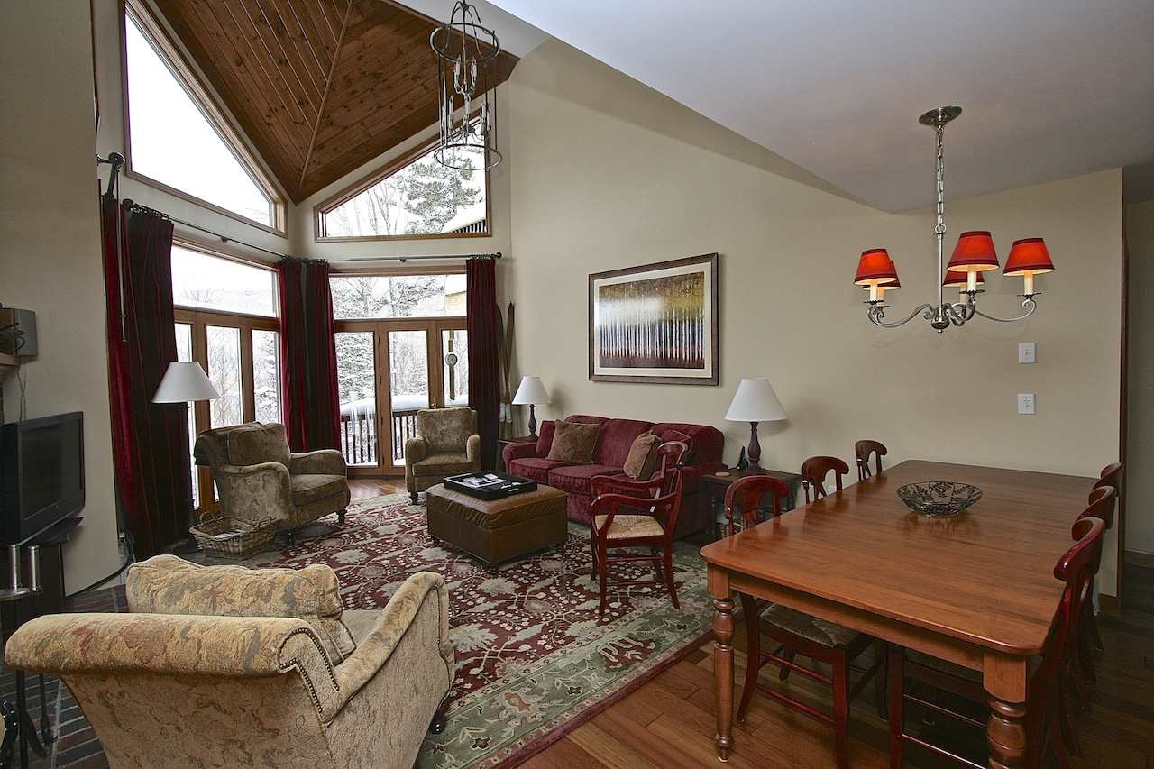 256 Crawford Ridge Road, Unit 5 Carroll, NH 03595 - Photo 2 of 40
