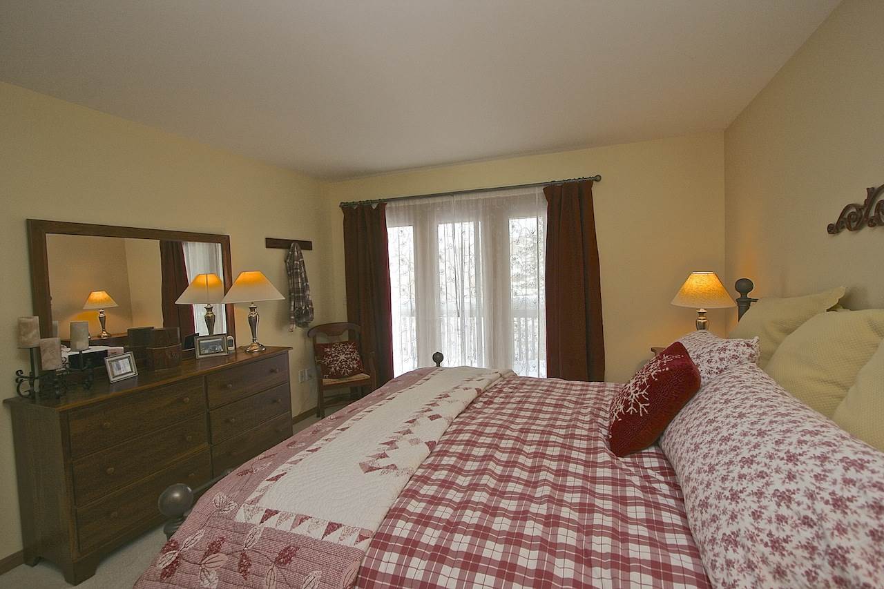 256 Crawford Ridge Road, Unit 5 Carroll, NH 03595 - Photo 14 of 40