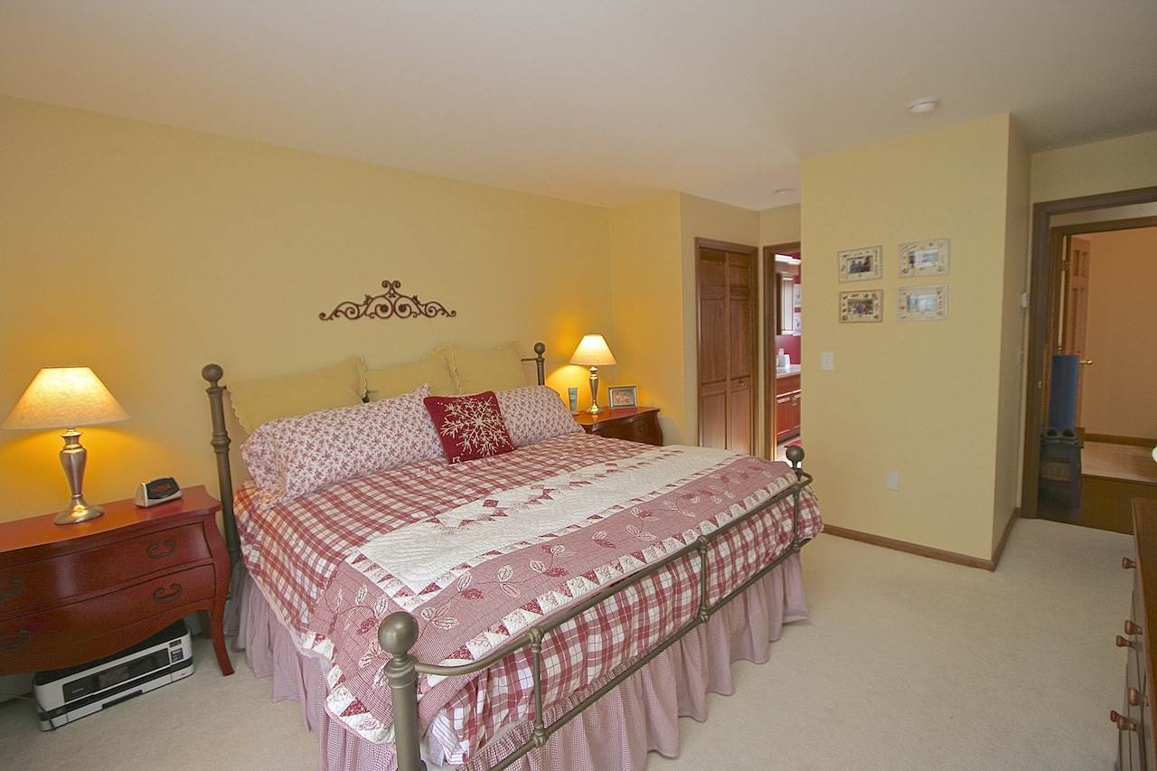 256 Crawford Ridge Road, Unit 5 Carroll, NH 03595 - Photo 16 of 40
