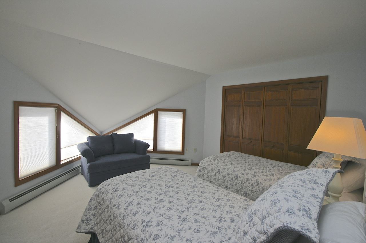 256 Crawford Ridge Road, Unit 5 Carroll, NH 03595 - Photo 17 of 40