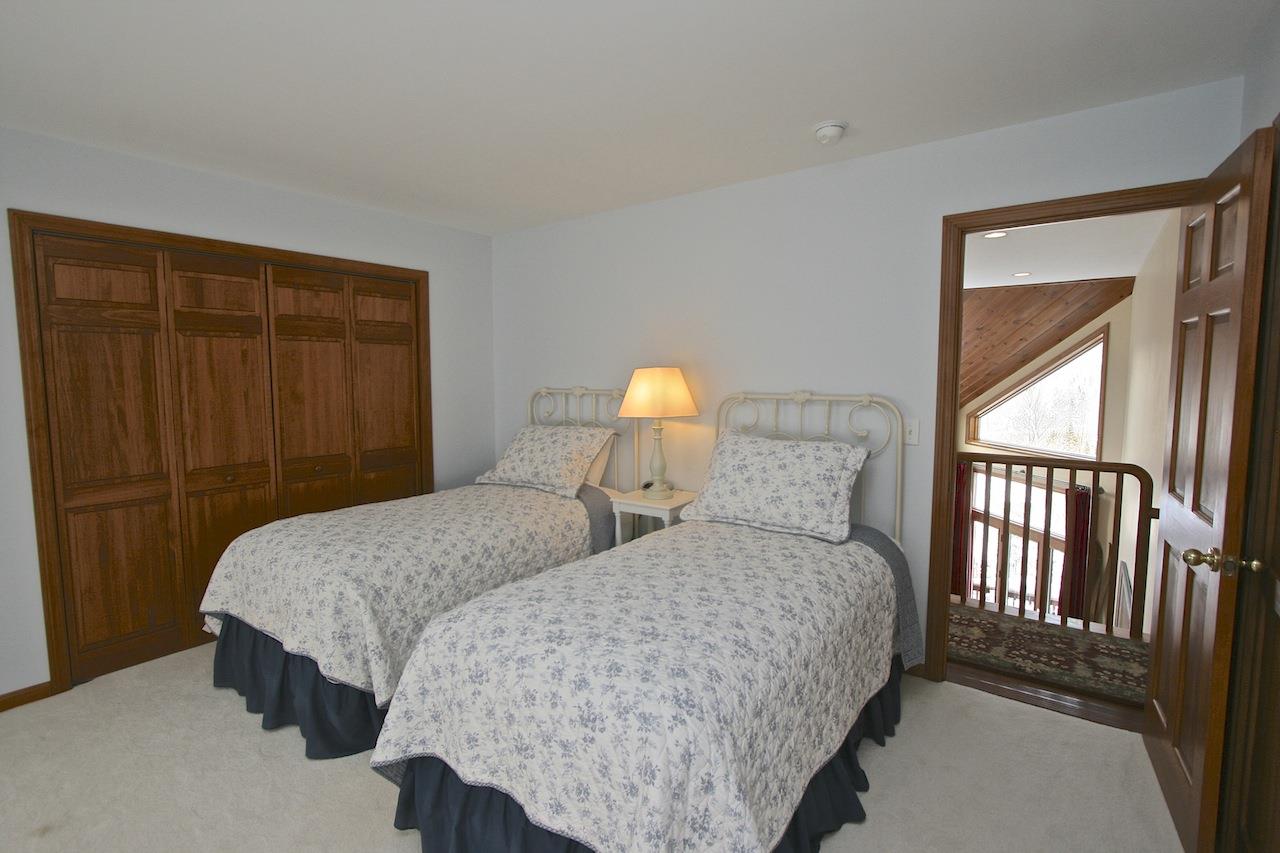256 Crawford Ridge Road, Unit 5 Carroll, NH 03595 - Photo 19 of 40