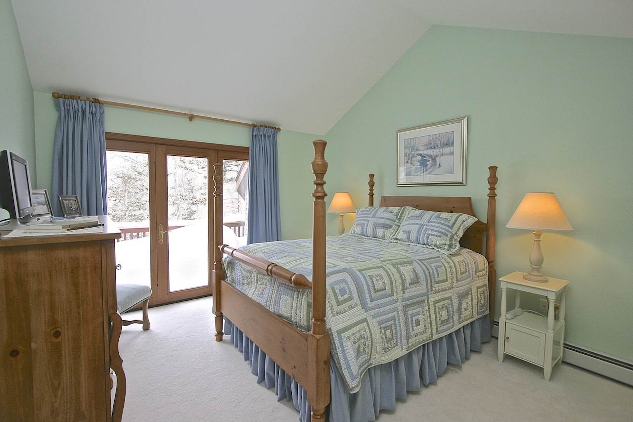 256 Crawford Ridge Road, Unit 5 Carroll, NH 03595 - Photo 20 of 40