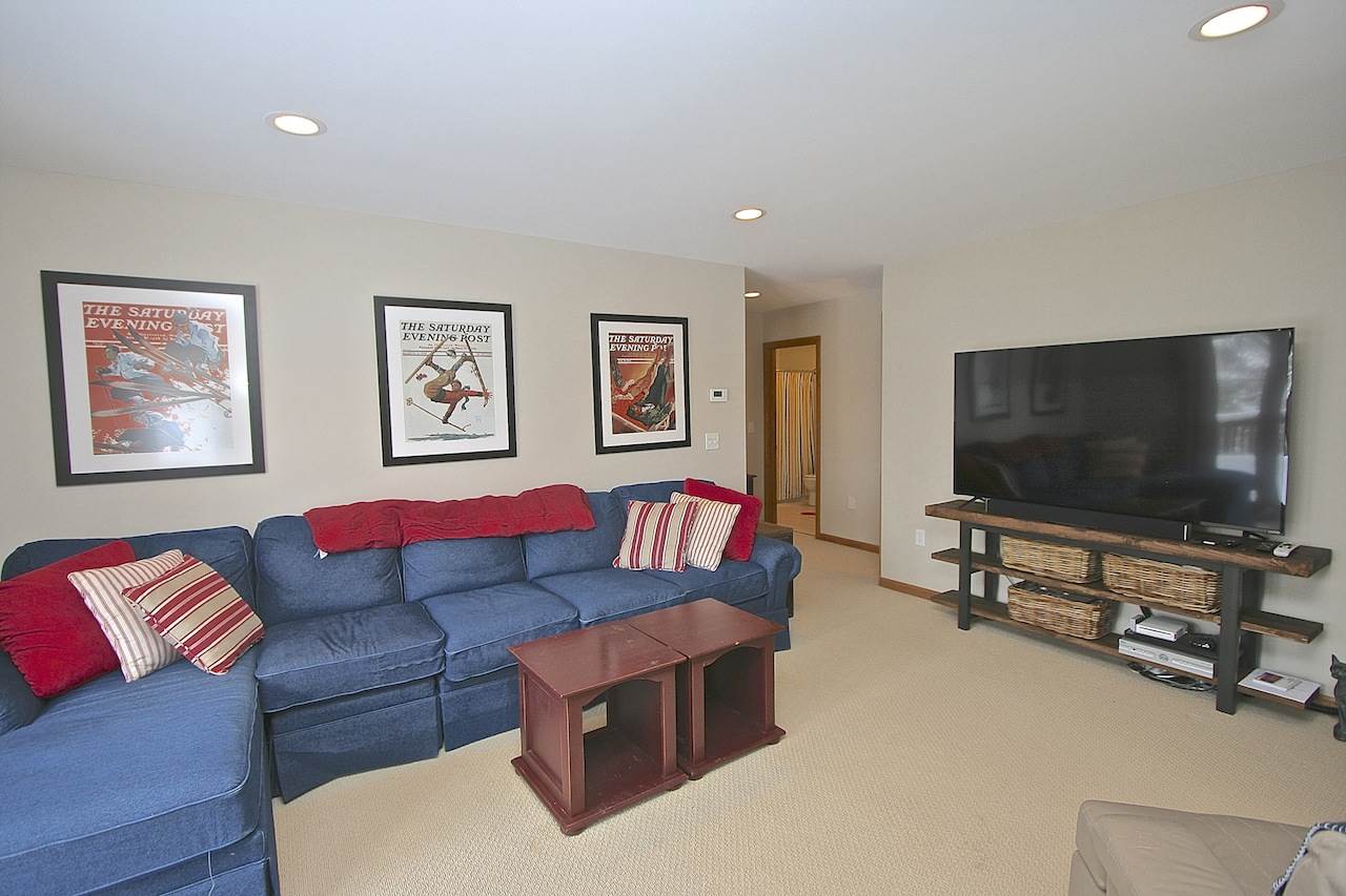 256 Crawford Ridge Road, Unit 5 Carroll, NH 03595 - Photo 27 of 40