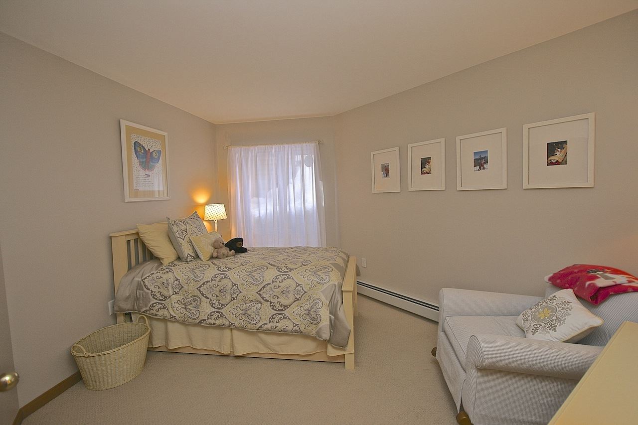 256 Crawford Ridge Road, Unit 5 Carroll, NH 03595 - Photo 29 of 40