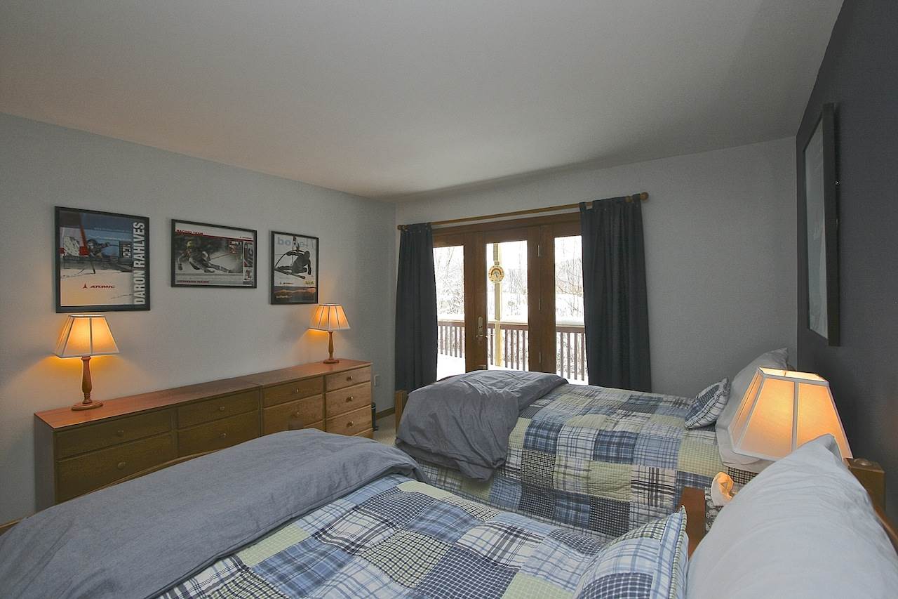 256 Crawford Ridge Road, Unit 5 Carroll, NH 03595 - Photo 33 of 40