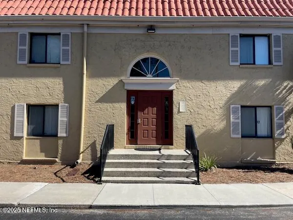 $1,225 | 5811 Atlantic Boulevard, Unit 253, Jacksonville, FL 32207