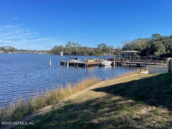 $1,225 | 5811 Atlantic Boulevard, Unit 253, Jacksonville, FL 32207