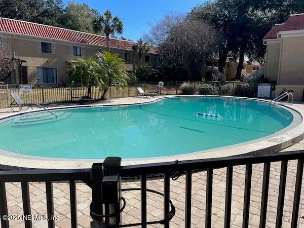 $1,225 | 5811 Atlantic Boulevard, Unit 253, Jacksonville, FL 32207