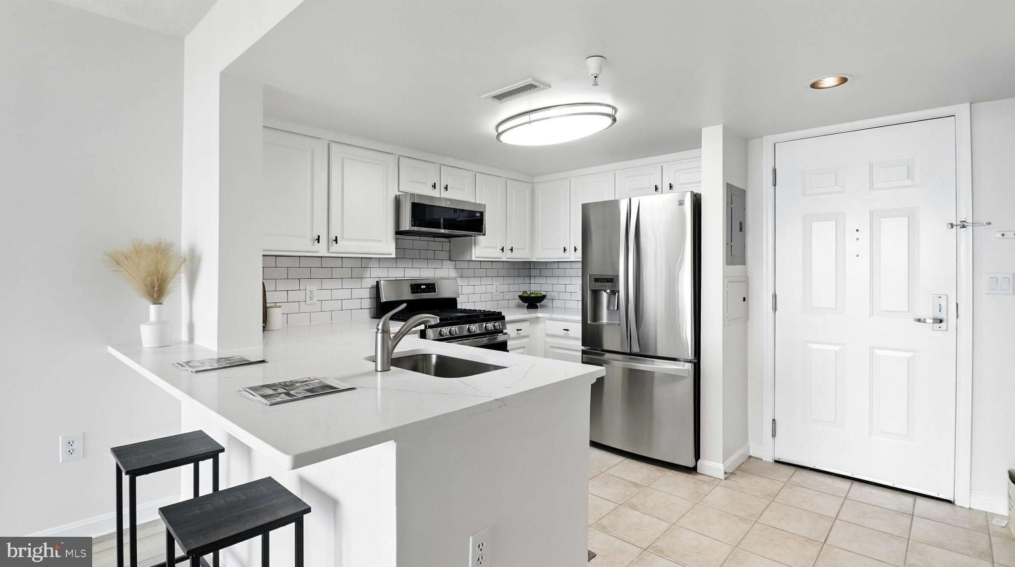 11710 Old Georgetown Road, Unit 1206 North Bethesda, MD 20852 - Photo 13 of 45