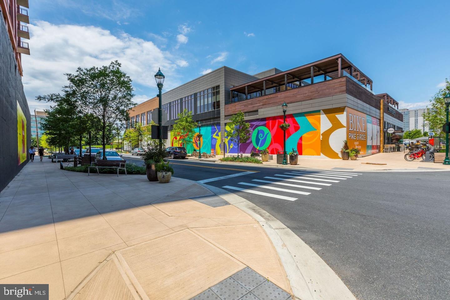 11710 Old Georgetown Road, Unit 1206 North Bethesda, MD 20852 - Photo 43 of 45