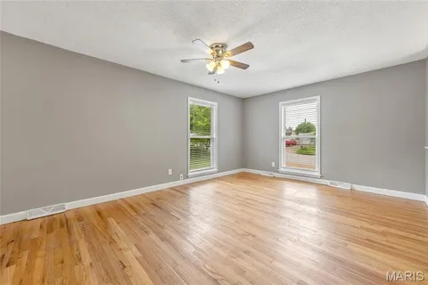 $189,900 | 1713 Barbara Drive, St. Charles, MO 63303