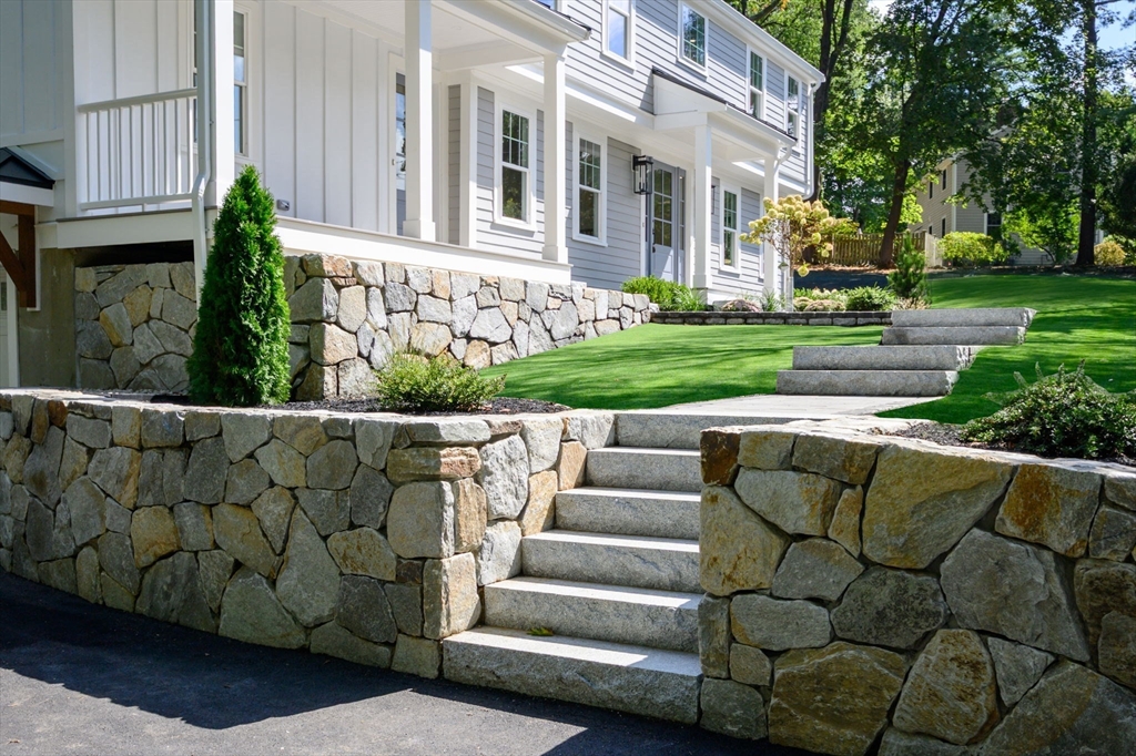 3 Patriots Way Hingham, MA 02043 - Photo 4 of 39