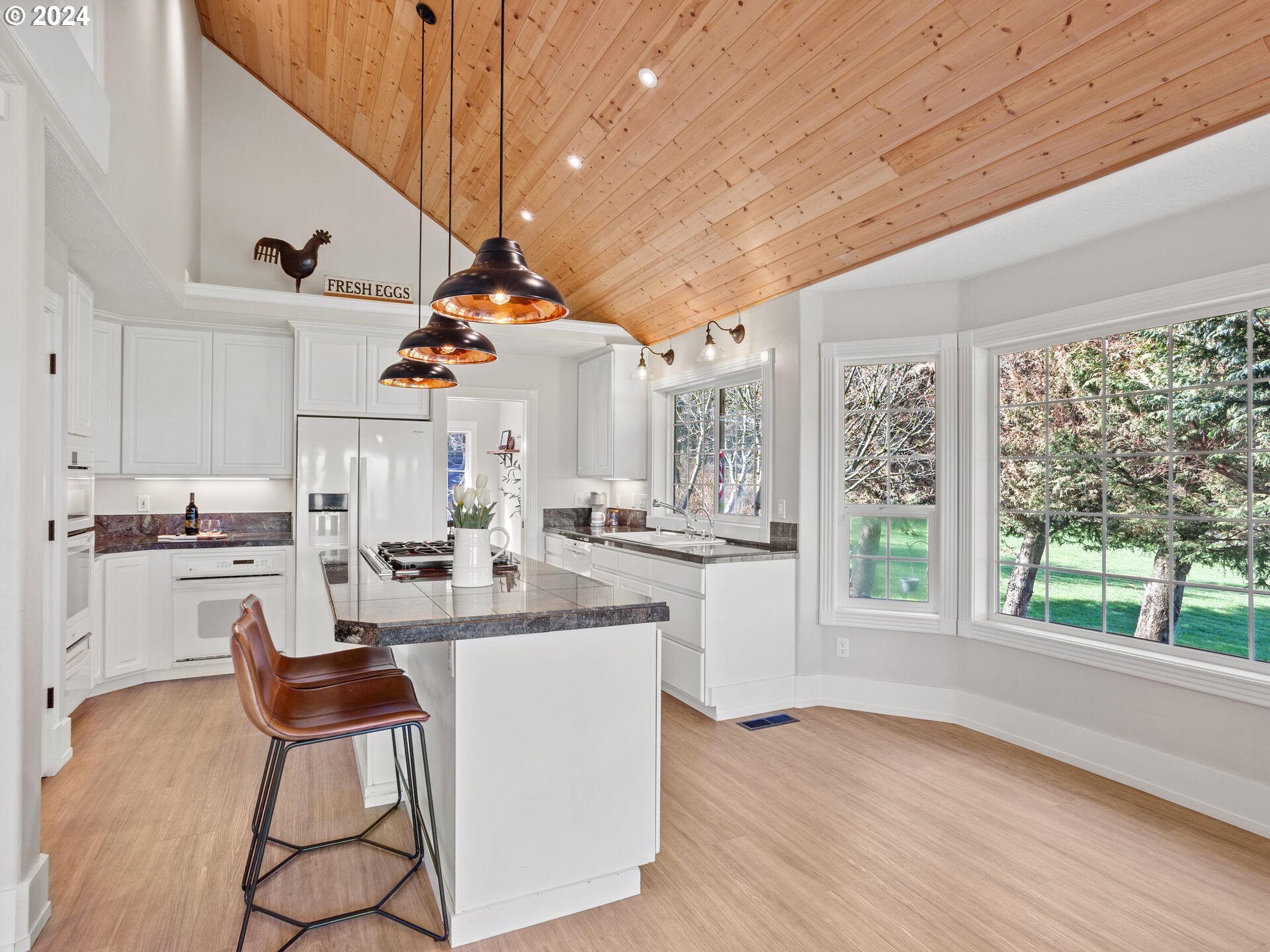 36411 Northeast Chamberlain Road Corbett, OR 97019 - Photo 11 of 46 Gallery Image 11