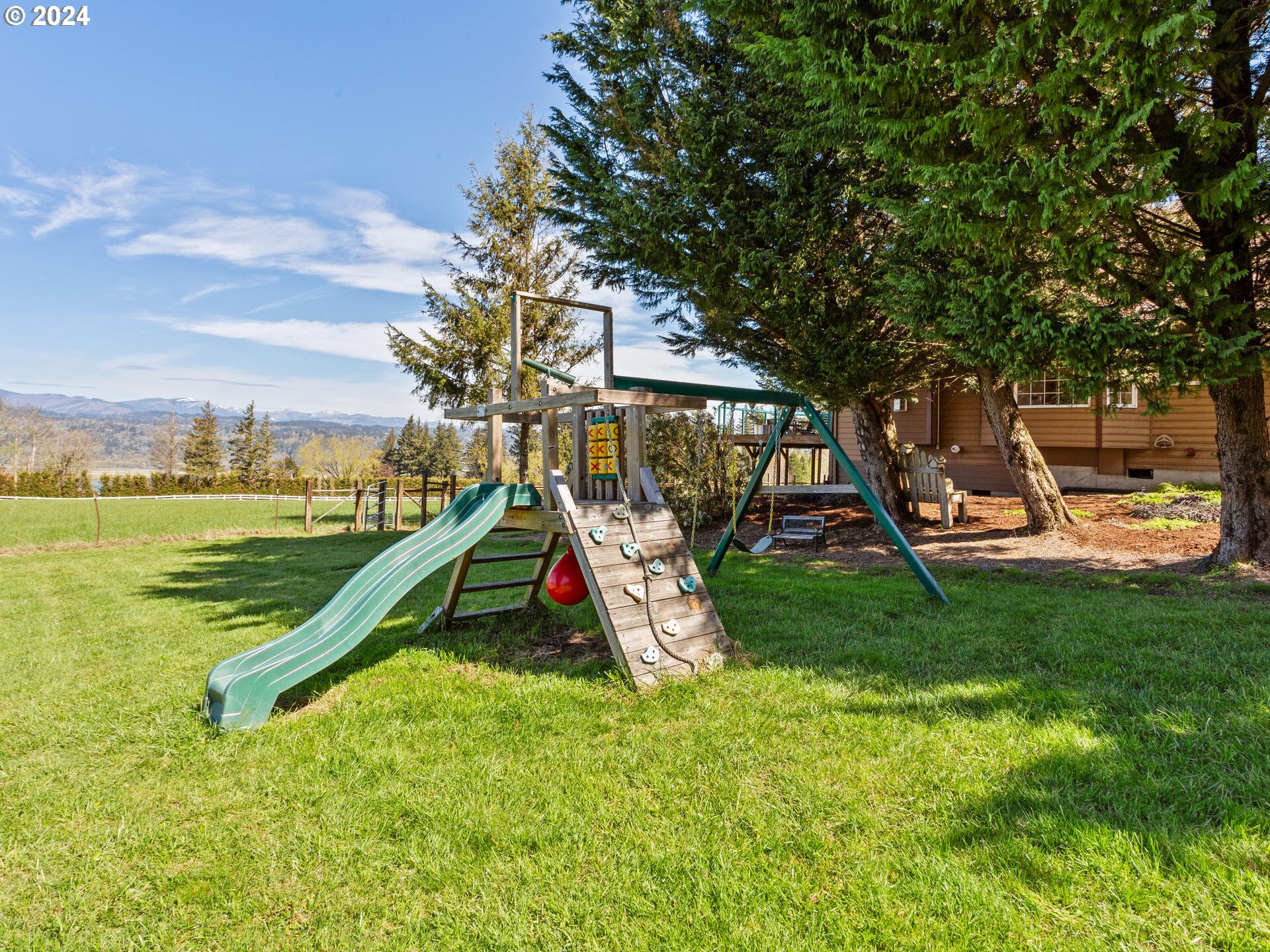 36411 Northeast Chamberlain Road Corbett, OR 97019 - Photo 29 of 46 Gallery Image 29