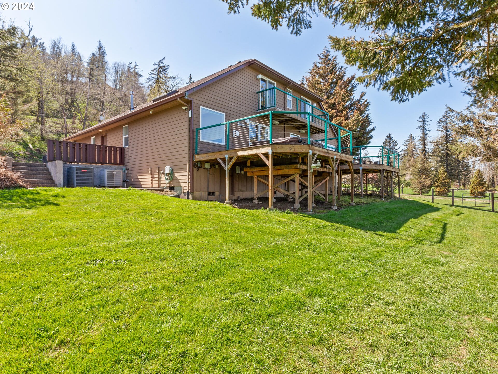 36411 Northeast Chamberlain Road Corbett, OR 97019 - Photo 30 of 46 Gallery Image 30