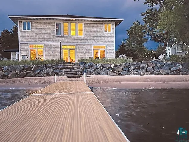 $1,745,000 | 312 Harbor Point Circle, Duluth, MN 55802