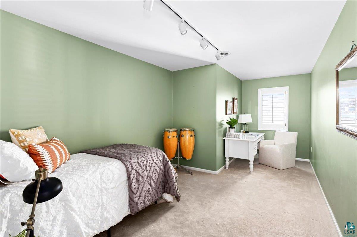 312 Harbor Point Circle Duluth, MN 55802 - Photo 41 of 50