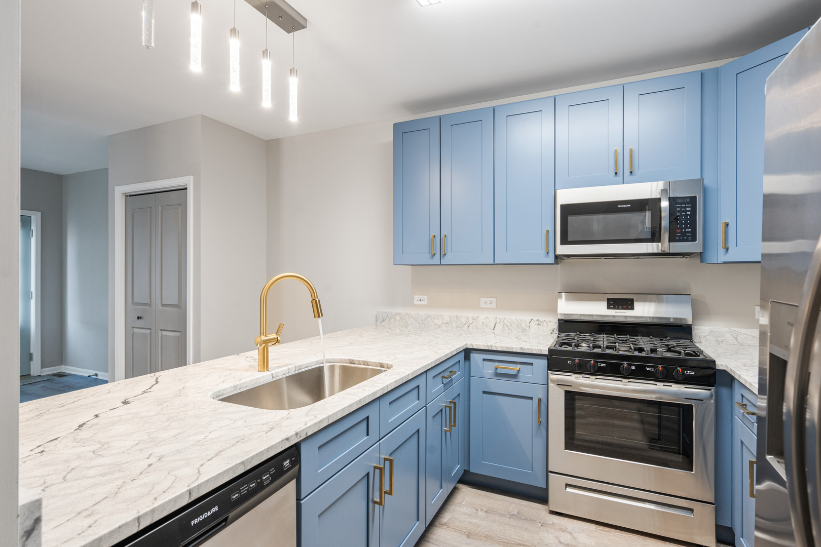 5 South Virginia Road, Unit 1 Crystal Lake, IL 60014 - Photo 6 of 16