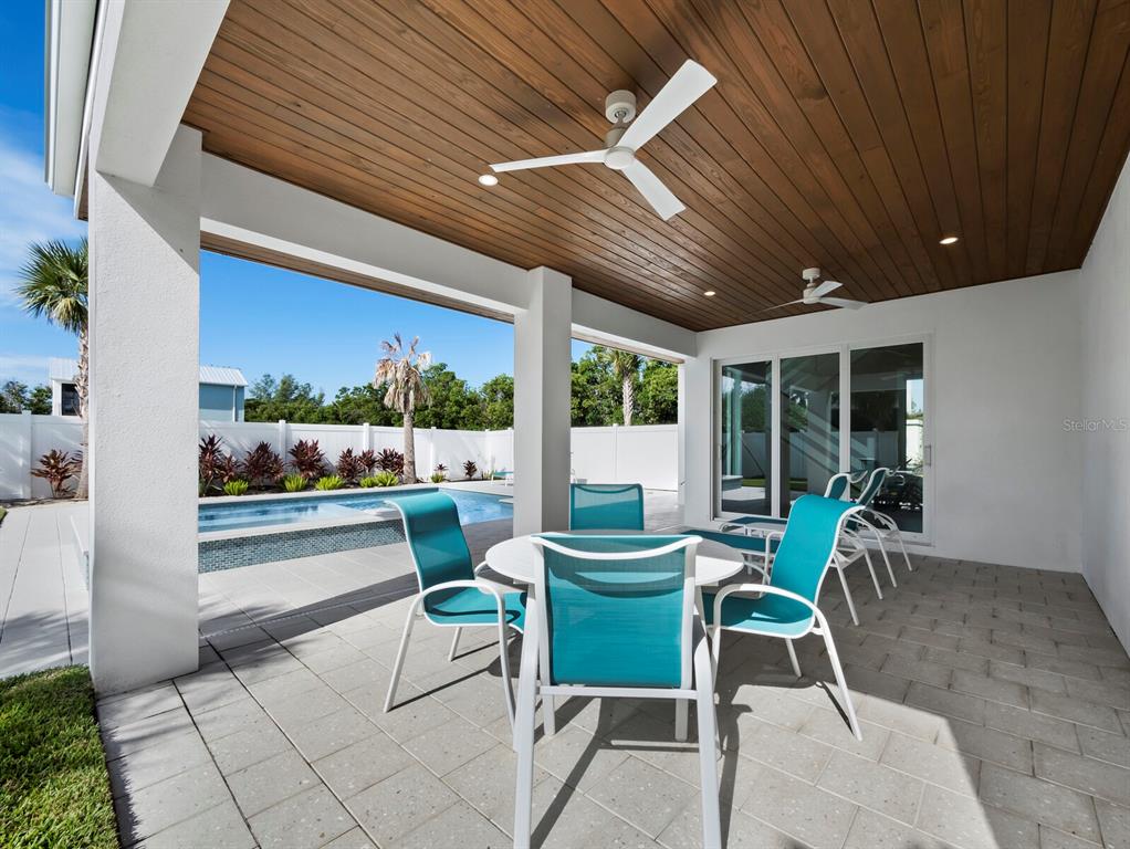 630 Companion Way Longboat Key, FL 34228 - Photo 6 of 66