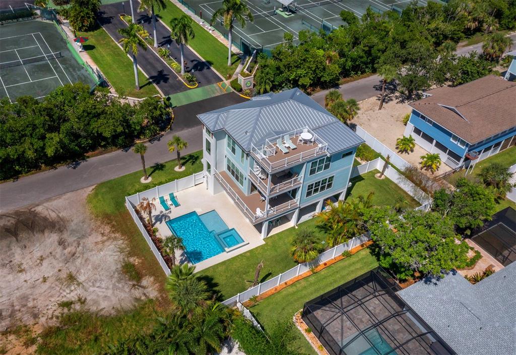 630 Companion Way Longboat Key, FL 34228 - Photo 63 of 66 an aerial view of a house