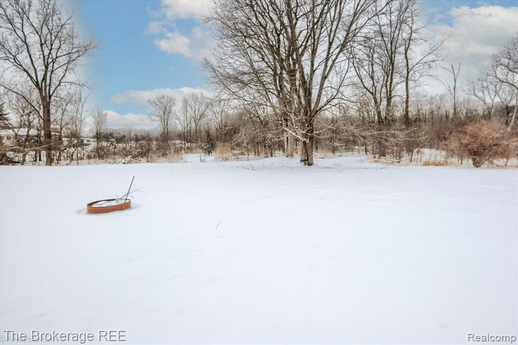 7310 Brewer Road Flint, MI 48507 - Photo 4 of 59 Gallery Image 4