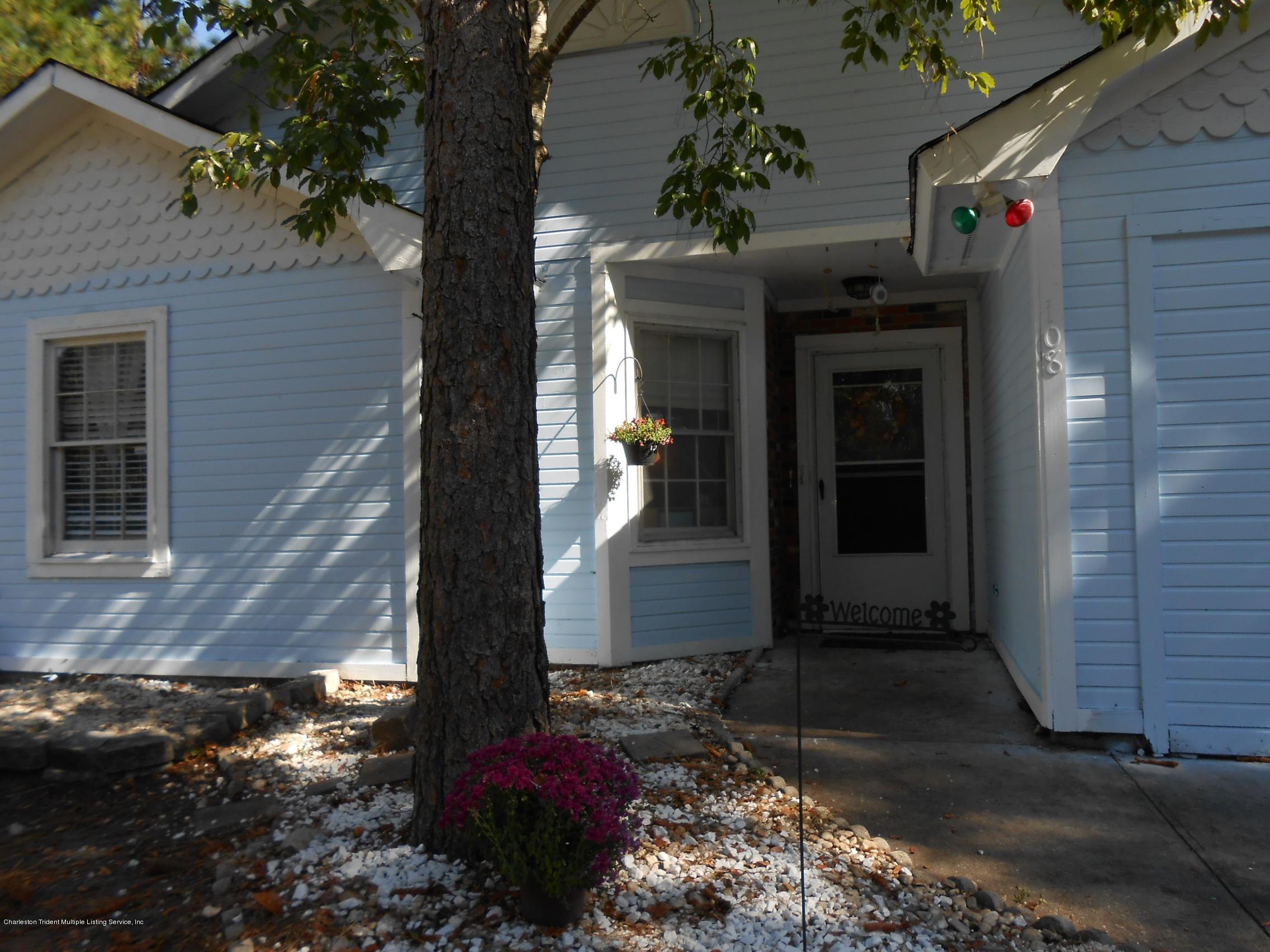 108 Manchester Road Summerville, SC 29486 - Photo 12 of 14 DSCN2416