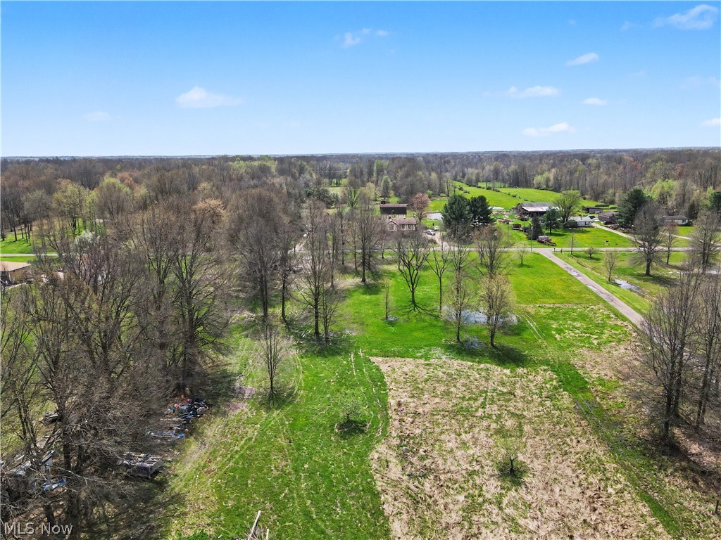 10537 Gilbert Road Newton Falls, OH 44444 - Photo 3 of 8